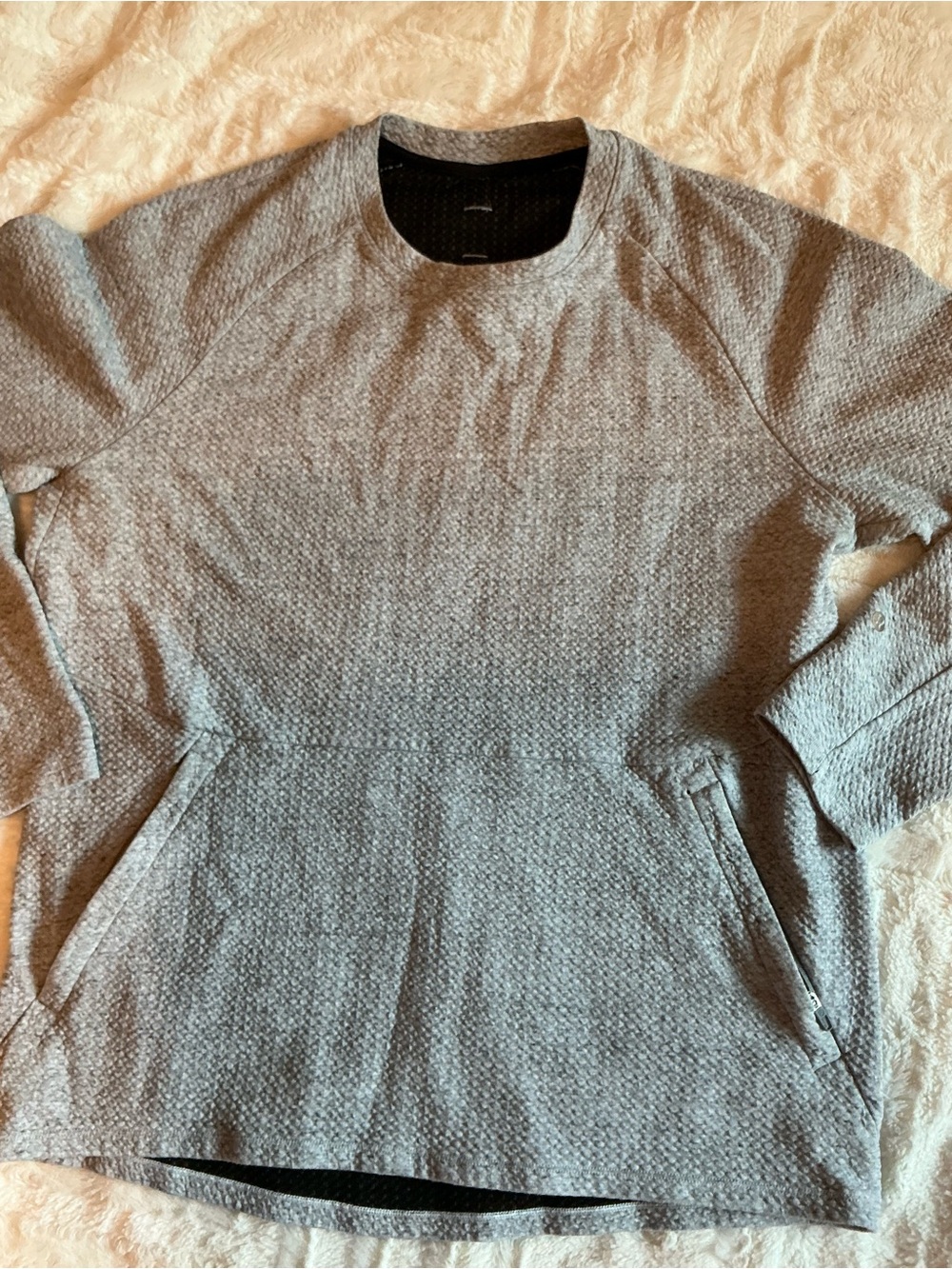 lululemon athletica Men's At Ease crew neck Grey Textured size large